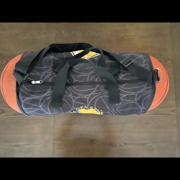 Golden State Warriors youth convertible duffel bag - Picture 2 of 8